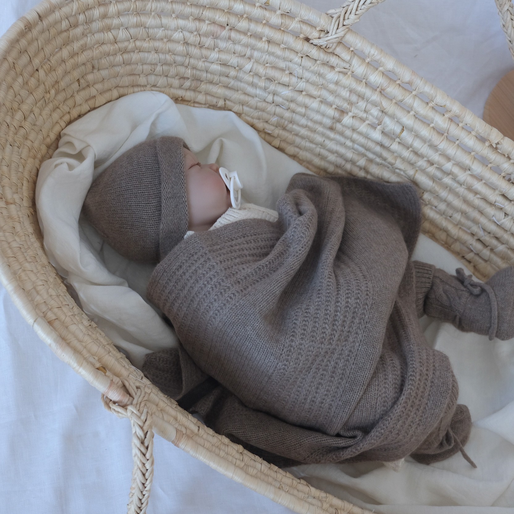 minibaby240422A Newborn Baby Cashmere Gift Set